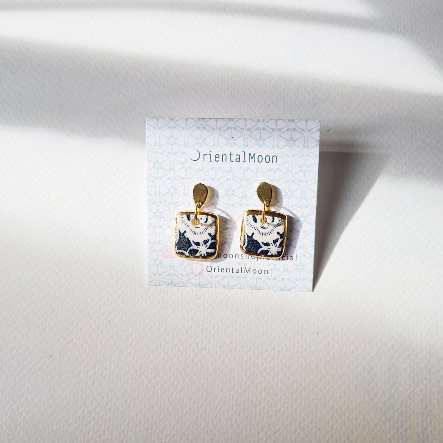 Stylish chic gold rim painted ceramic earrings (1-7) NEW!