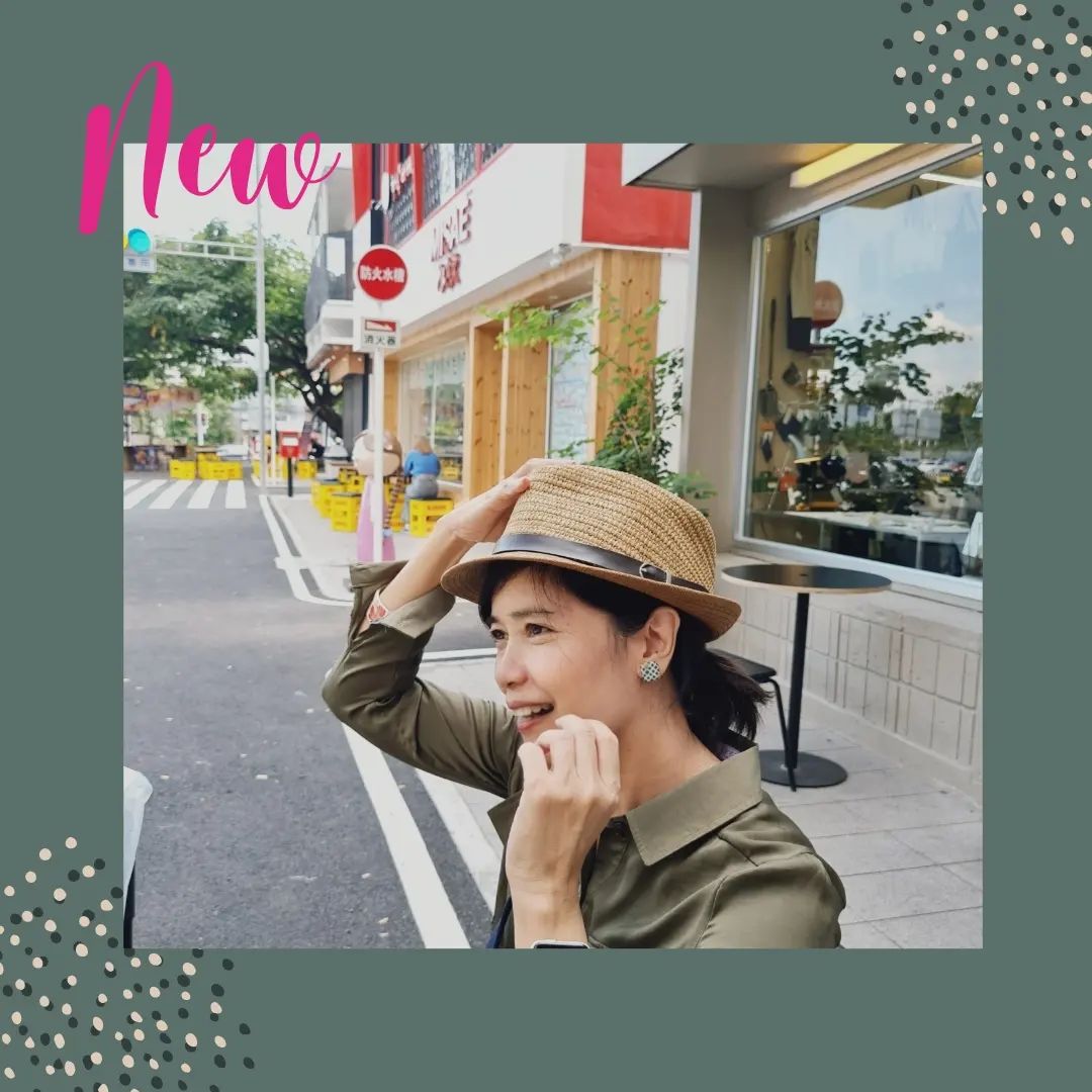 Mosaic pattern ceramic sqaured stud earrings