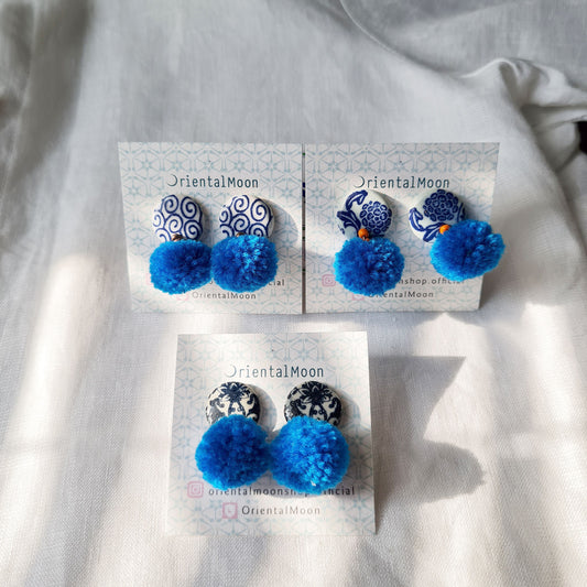 Blue & white ceramic stud earrings decorated with Pom Pom ( Pattern type)