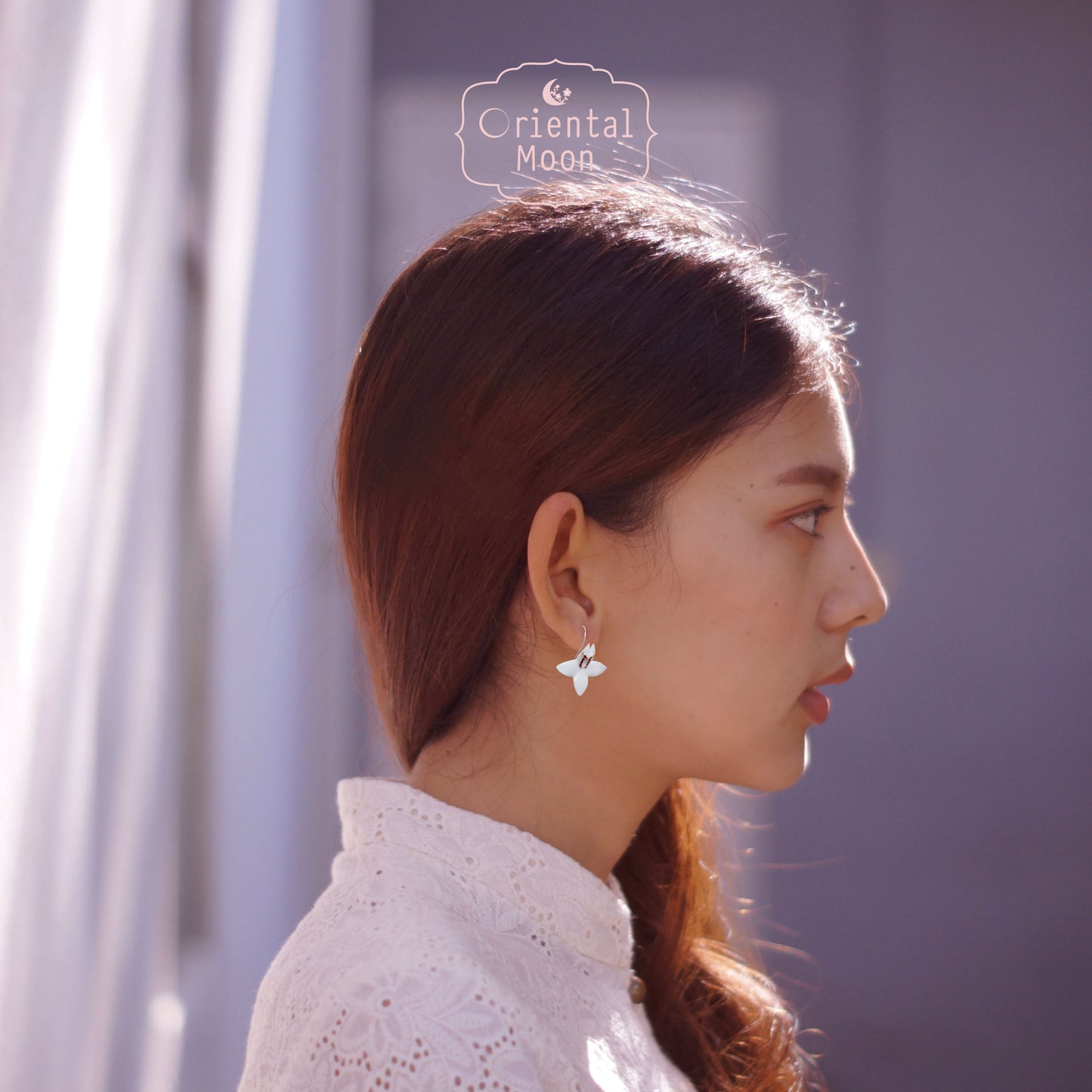 Dok Peep Porcelain earrings ต่างหูดอกปีบพอรซเลน