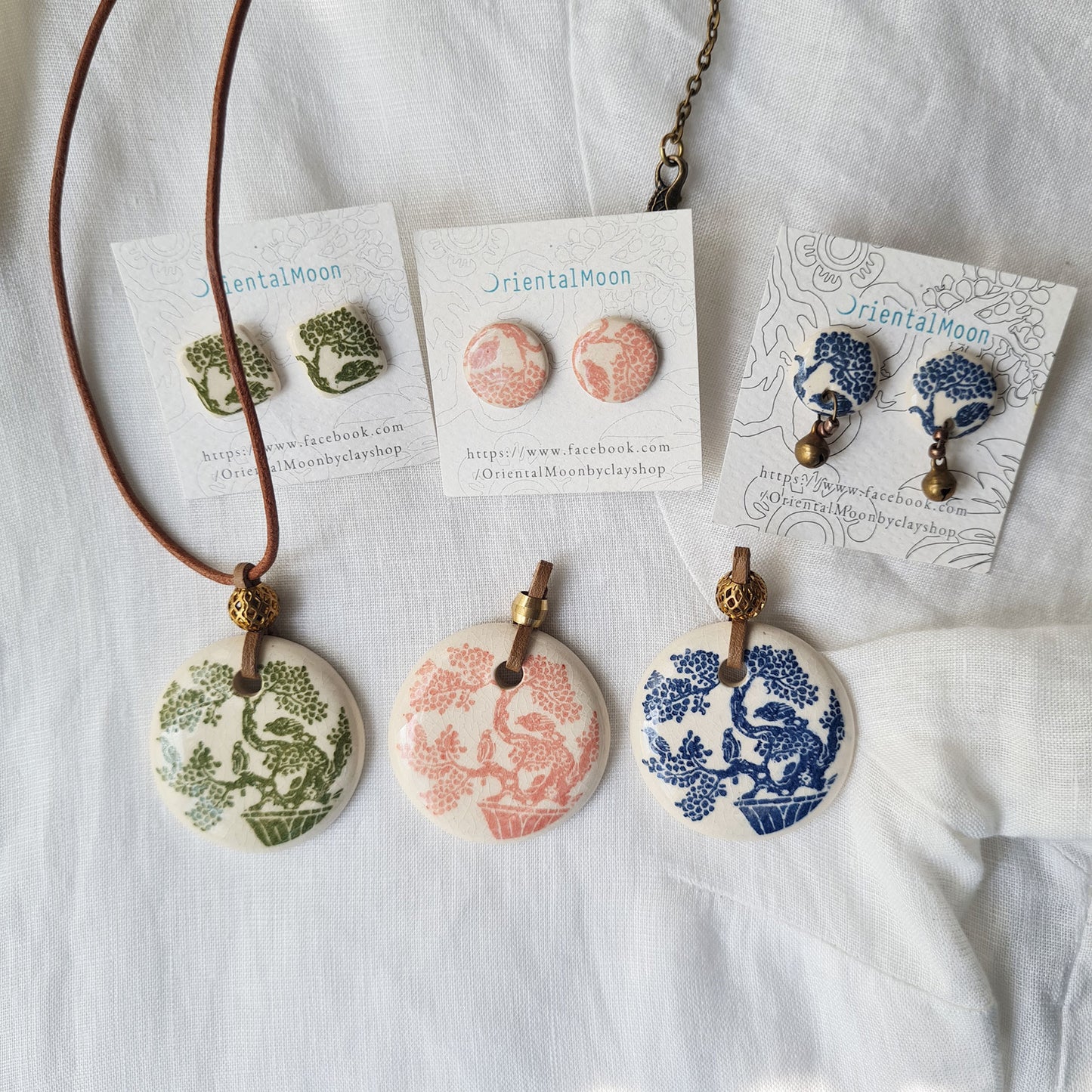 Oriental Thai Pink pattern ceramic pendant set with earrings OM01 ชุดสร้อยคอจี้เซรามิคลวดลายสีชมพูลายโอเรียนทัลไทย