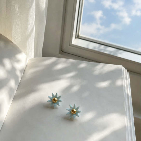 ต่างหูดอกพิกุล Pikul Earrings