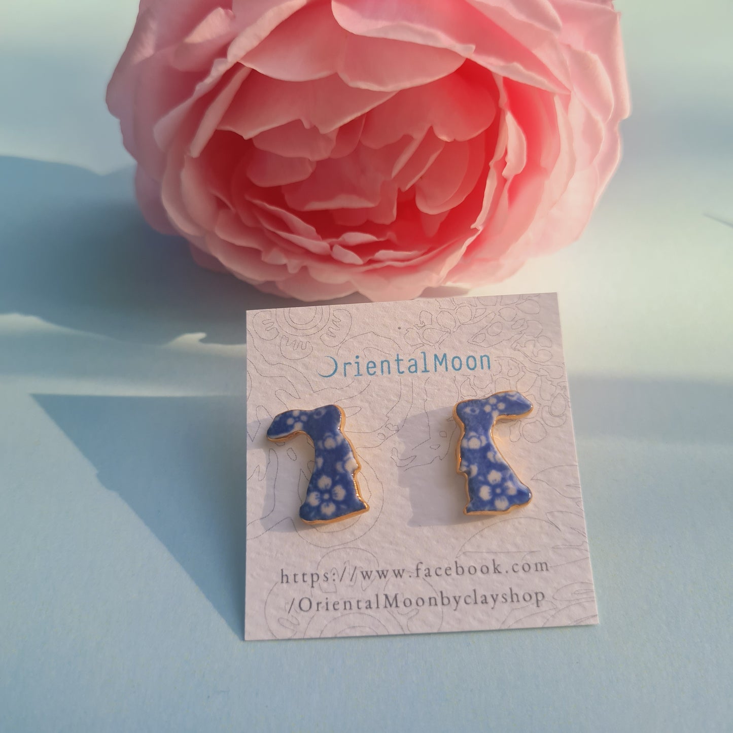 Rabbit ceramic stud earrings ต่างหูกระต่ายมงคล( Pattern type)