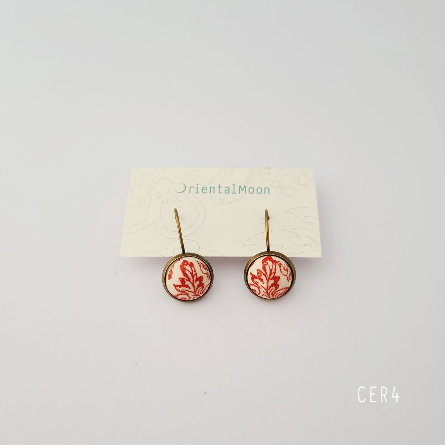 Cabonchon lever back earrings with brass base (red)ต่างหูหลังเต่าแบบเกี่ยว( Pattern type)