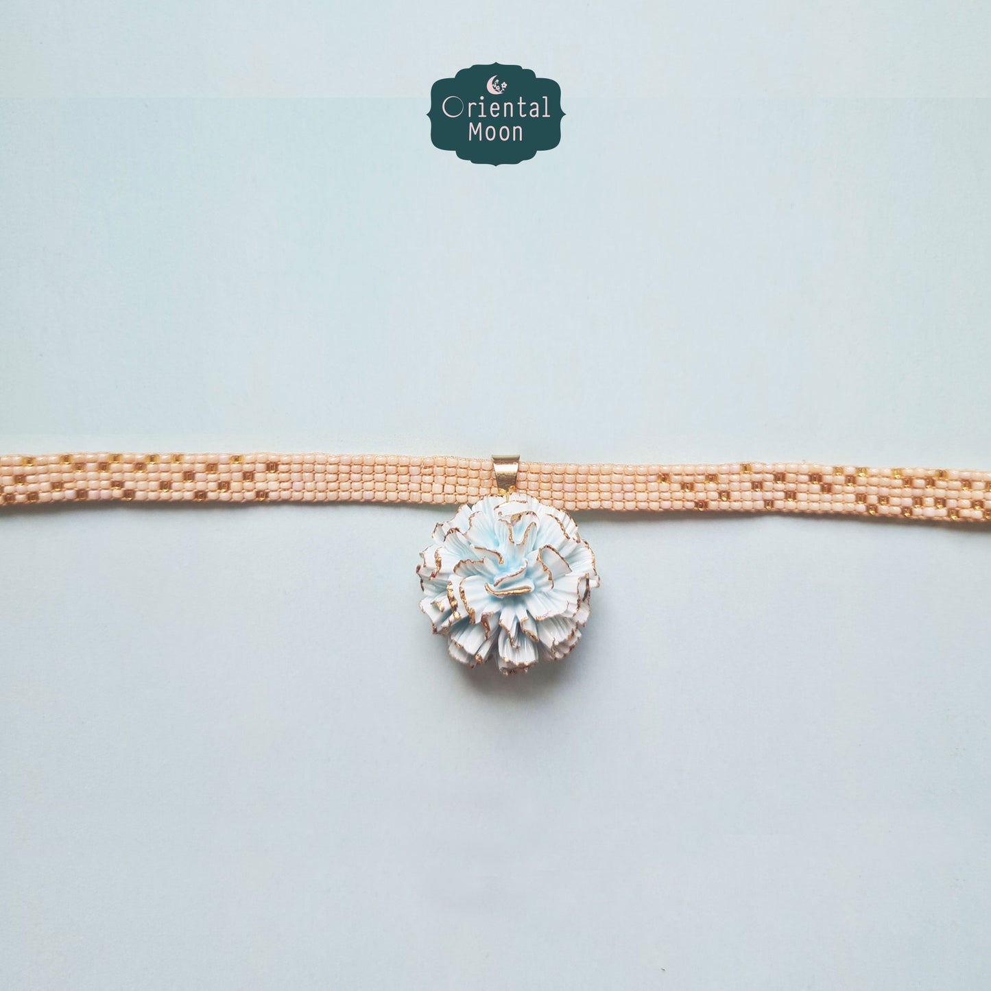 Dok Carnation Porcelain pendant with beads chocker