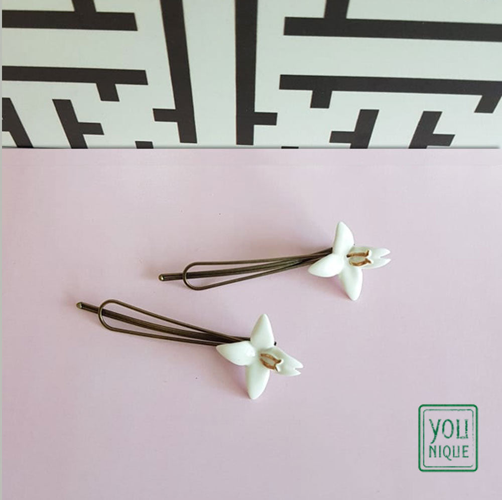 Dok Peep Porcelain hair clip กิ๊บดอกปีบพอรซเลน