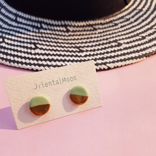Small stud gold painted ceramic circle earrings in pastel colors