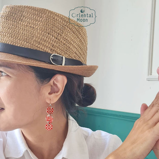 Red Chandelier ceramic earrings ต่างเซรามิคระย้ารุ่นสีแดงก้านเกี่ยวเงินแท้ ( Pattern type)