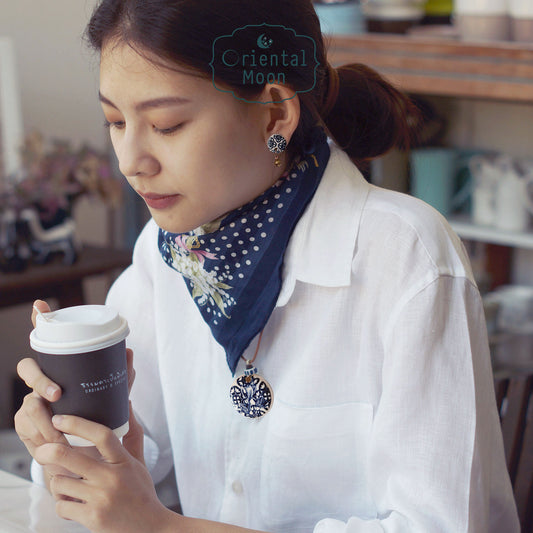 Blue & White ceramic pendant set with earrings OM03 ชุดสร้อยคอจี้เซรามิคพร้อมต่างหู03