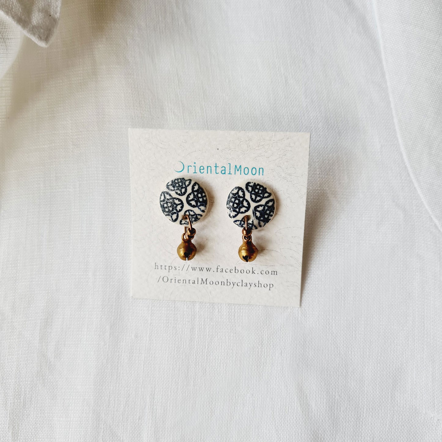 Blue & White ceramic pendant set with earrings OM03 ชุดสร้อยคอจี้เซรามิคพร้อมต่างหู03