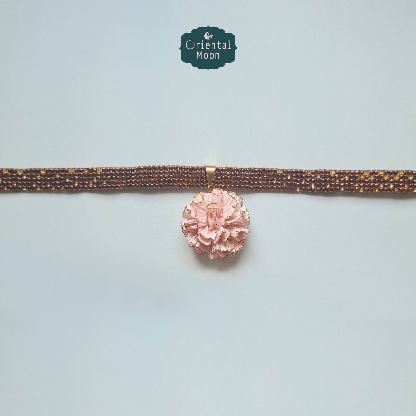 Dok Carnation Porcelain pendant with beads chocker