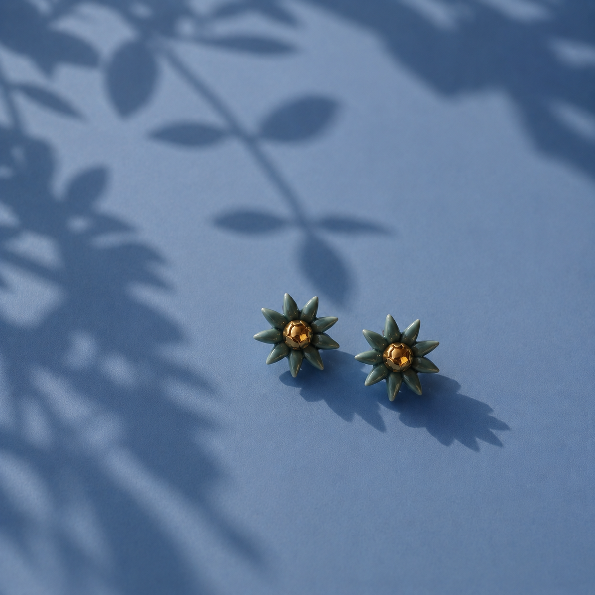 ต่างหูดอกพิกุล Pikul Earrings
