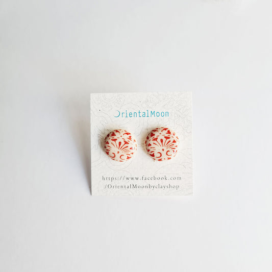 Ceramic stud earrings (  perforated vintage design pattern)