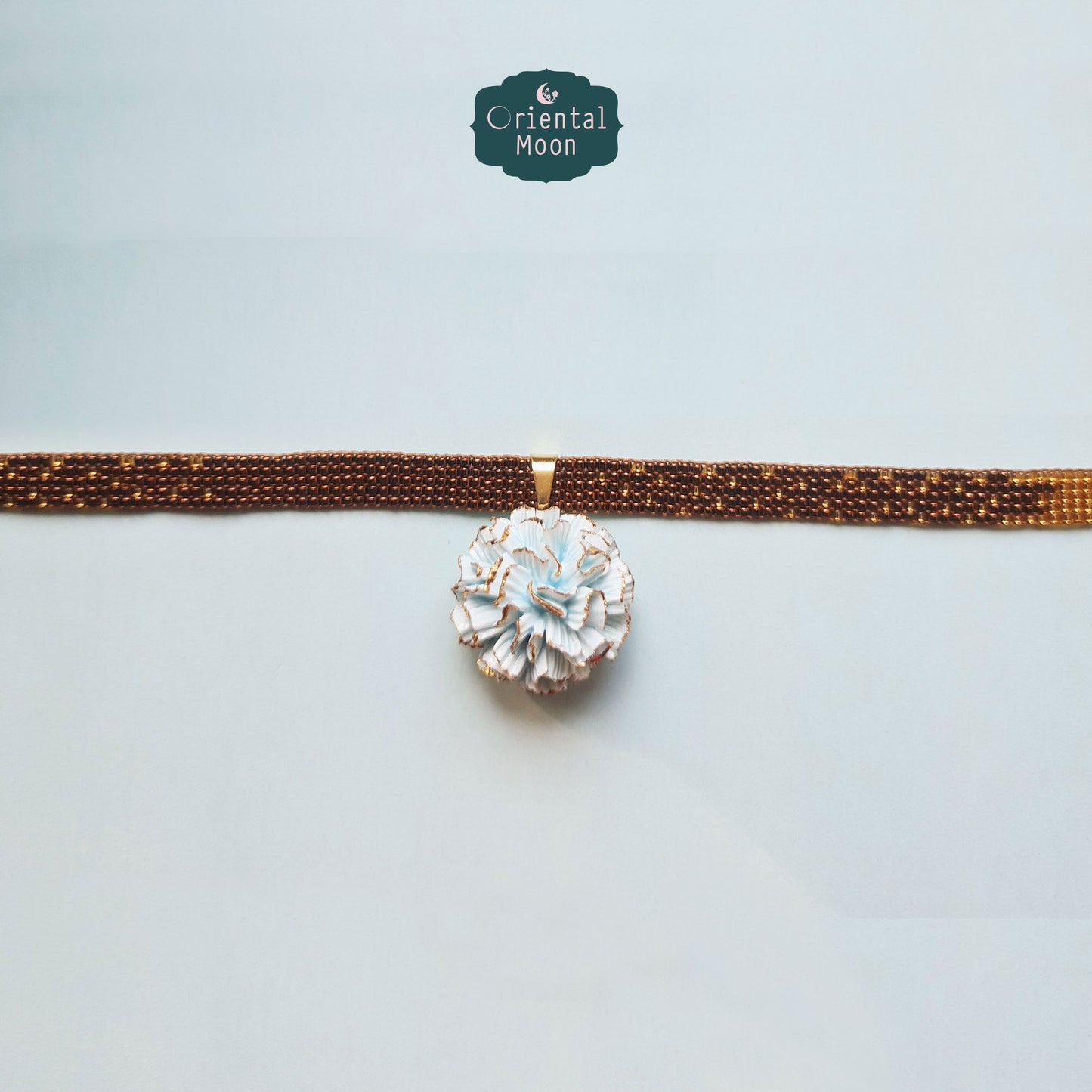 Dok Carnation Porcelain pendant with beads chocker